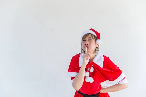 Piękna Młoda Azjatycka Kobieta Santa Claus Ubrania Białym Tle — Zdjęcie stockowe