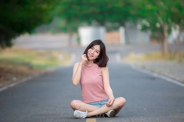 Portrait Asian Woman Sit Road Beautiful Thailand People Happy Woman — Stock Photo, Image