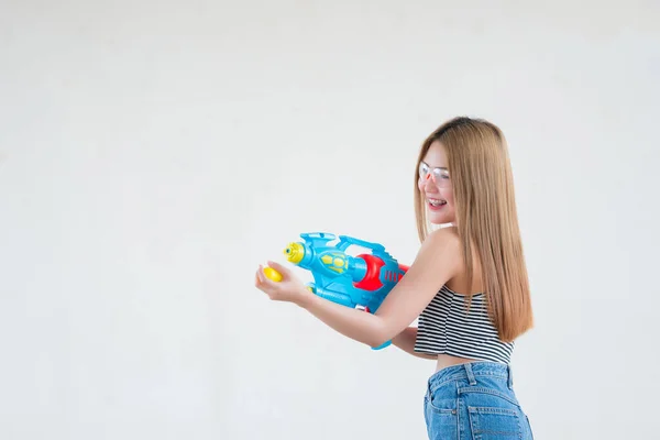 Asian Beautiful Woman Gun Water Hand White Background Festival Songkran — Stockfoto