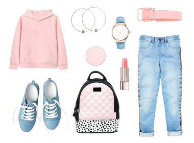 Kadın giyim ayarlayın. İzole kız giyim kolaj.