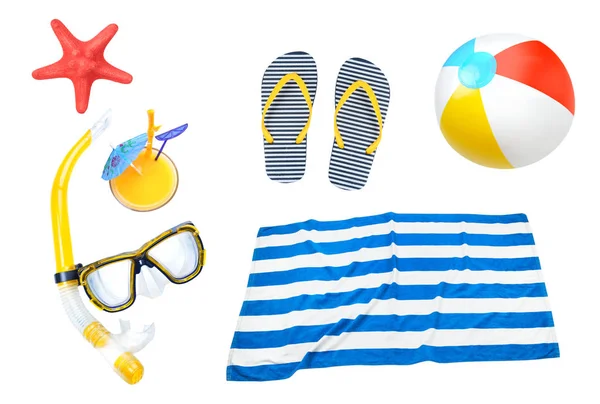 Lato obiekty kolaż, elementy plażowe zestaw na białym tle. — Zdjęcie stockowe