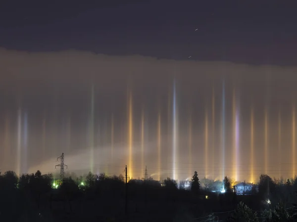 Prachtige licht van lantaarnpalen — Stockfoto