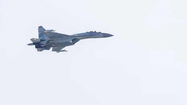 Su-35 fighter in the sky, Russia — Stock Photo, Image