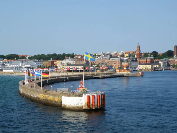 Impressionante Paisagem Urbana Helsingborg Suécia Vista Balsa Estreito Sound Oresund — Fotografia de Stock