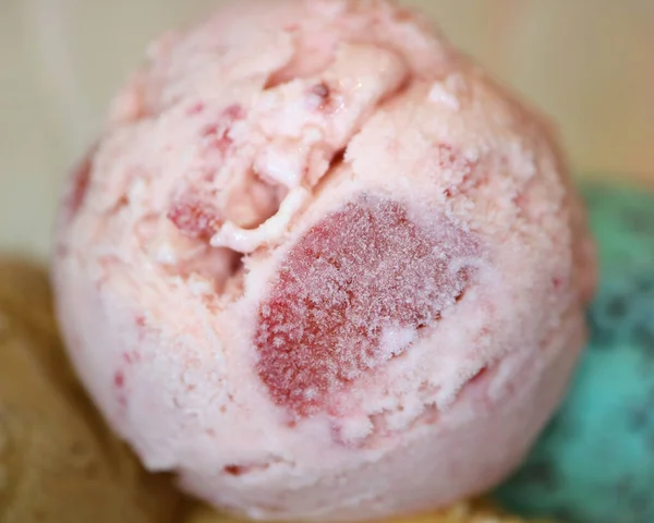 Closed Texture Pastel Pink Strawberry Ice Cream Selective Focus — Stock Photo, Image