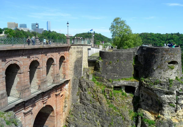 Pont du Chateau ya da Castle Köprüsü ve Bock Casemates, Lüksemburg Şehri, Lüksemburg