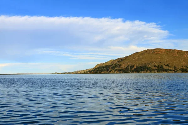 Titicaca湖 南美洲最大的淡水湖 海拔3810米 教科文组织秘鲁普诺世界遗产 — 图库照片