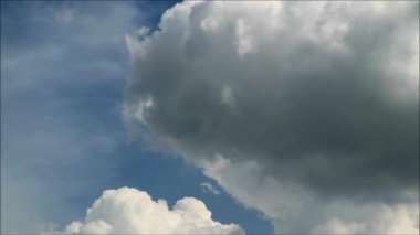 Gri ve Beyaz Pofuduk Bulutlar Mavi Tropikal Yağmurlu Mevsim Gökyüzü Bangkok, Tayland