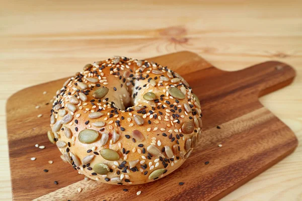 Feche Uma Semente Abóbora Saudável Semente Girassol Com Bagel Gergelim — Fotografia de Stock