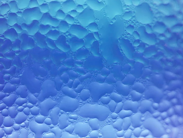 Macro Shot Água Cai Textura Vidro Azul Para Fundo Abstrato — Fotografia de Stock