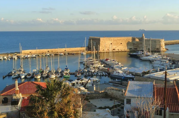 Castello Mare Den Historiska Venetianska Fästningen Morgonsolen Gamla Hamnen Heraklion — Stockfoto