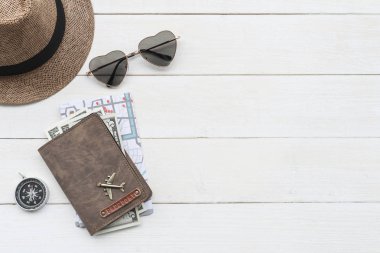 Pasaport ve harita ile Seyahat aksesuarları, Seyahat konsepti