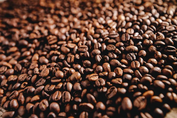 Rostade Kaffebönor Bakgrunden — Stockfoto
