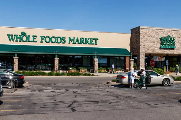 Indianápolis Circa Mayo 2018 Whole Foods Market Amazon Anunció Acuerdo — Foto de Stock