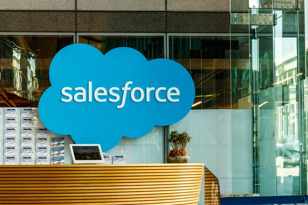 Indianápolis Circa Maio 2018 Interior Torre Salesforce Salesforce Com Uma Imagem De Stock