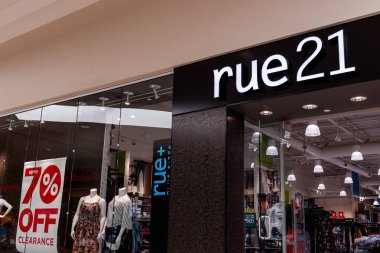 Indianapolis - Temmuz 2018 yaklaşık: rue21 perakende şerit alışveriş merkezi konumu. rue21 Apax ortakları IV tarafından sahibi olduğu