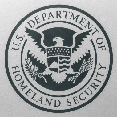 Indianapolis - yaklaşık Ağustos 2018: Logo ve mühür Amerika Birleşik Devletleri Bölümü Homeland Security. Göç ve gümrük muhafaza (Ice) II DHS çalışır