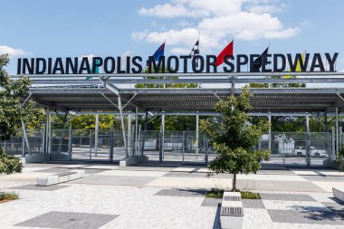 Indianapolis - yaklaşık Ağustos 2018: Indianapolis Motor Speedway Kapısı 1 giriş. IMS Hosts Indy 500 ve Brickyard 400 otomatik yarışları XVI