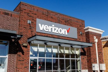 Indianapolis - Ocak 2019 yaklaşık: Verizon radyo perakende yer. Verizon 5 g hücresel ve mobil Haberleşme ağları ben pazara getirmek için bir yarışta olduğunu