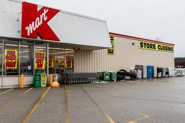 Perú Circa Enero 2019 Carteles Cierre Tiendas Una Tienda Kmart — Foto de Stock