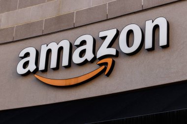 Cincinnati - Şubat 2019 yaklaşık: Amazon Store U Meydanı'nda. Amazon@Cincinnati Amazon'un ilk Cincinnati tuğla ve harç IV deposudur