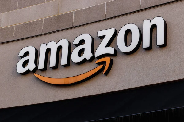 Cincinnati Cirka Februar 2019 Amazon Store Pladsen Amazon Cincinnati Amazons - Stock-foto