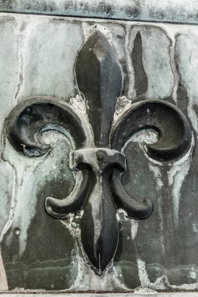 Antique Fleur Lis Metal — ストック写真