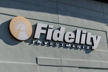 Indianapolis - Mart 2019 yaklaşık: Fidelity Investments şube. Fidelity Investments bir aracı kurum çalışır ve yatırım fonları II büyük bir ailenin yönetir