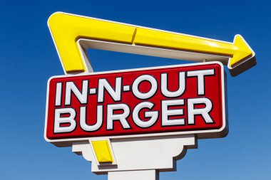 Las Vegas-Circa Haziran 2019: ın-N-Out Burger Fast Food konum. In-N-Out Güney Batı ABD 'de inanılmaz popüler