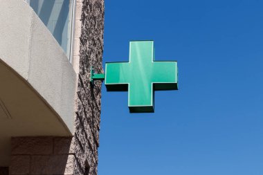 Las Vegas-Circa Haziran 2019: yeşil haç işareti. Marihuana için yeşil haç sembolü. Devletler bir dizi eğlence kullanımı için pot yasal Ii