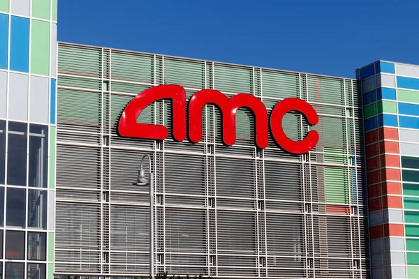 Las Vegas - Circa June 2019: AMC Movie Theater Location. AMC Theaters is the largest movie theater chain in the world I — Stock Photo, Image