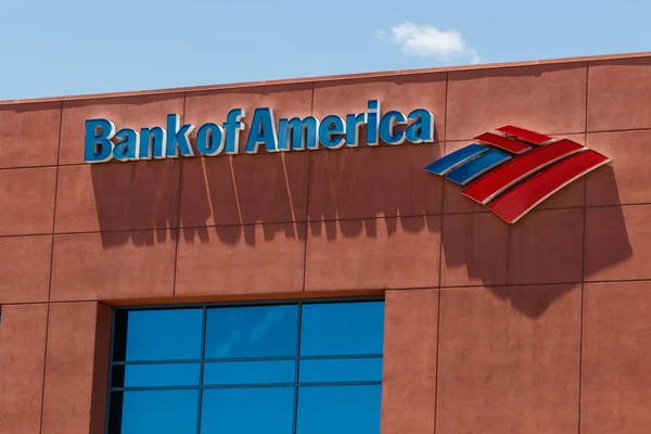 Las Vegas - Circa June 2019: Bank of America Bank and Loan Branch. Bank of America is also known as BofA or BAC I — Stock Photo, Image