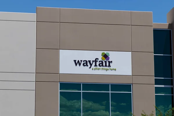 Las Vegas-circa juni 2019: Wayfair kontor. Wayfair är ett e-handelsföretag som säljer hem varor på nätet I — Stockfoto