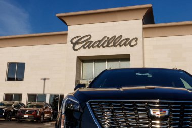 Deerfield - Circa Haziran 2019: Cadillac Otomobil Bayilik. Cadillac General Motors V Lüks Bölümü
