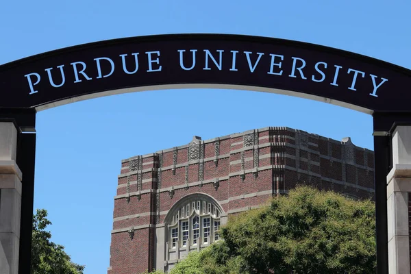 West Lafayette - Circa julio 2019: Purdue Welcome Center en la Universidad de Purdue I — Foto de Stock