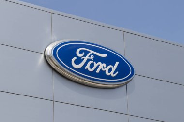 Indianapolis - Yaklaşık Ağustos 2019: Ford Otomobil ve Kamyon Bayilik. Ford Lincoln ve Motorcraft markaları altında ürün satıyor
