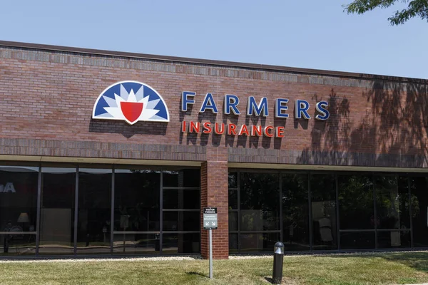Indianápolis Circa Agosto 2019 Farmers Insurance Group Agent Location Agricultores — Foto de Stock