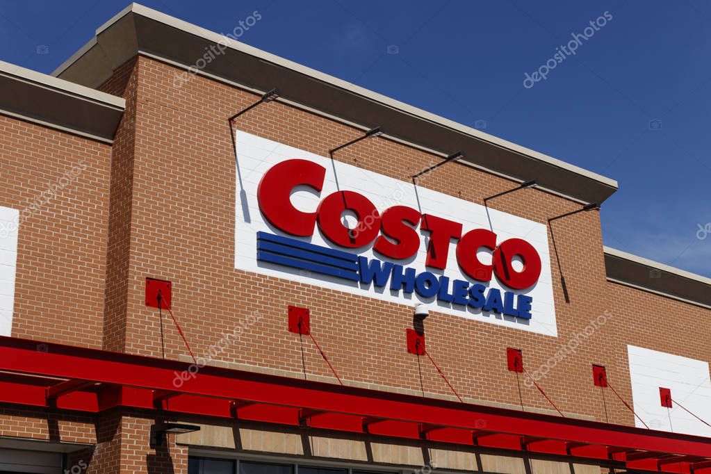 Indianapolis - Circa August 2019: Costco Wholesale Location. Costco Wholesale is a Multi-Billion Dollar Global Retailer II