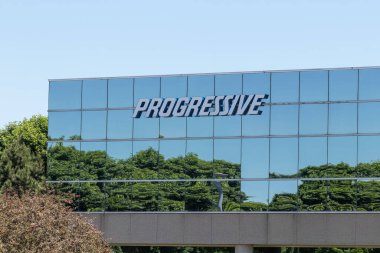 Indianapolis - Mayıs 2020: İlerici Sigorta Talep Ofisi. İlerici sigortalar motosikletler, tekneler, karavanlar ve ticari araçlar..