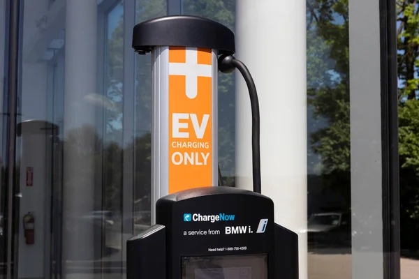 Indianapolis 2020 Május Körül Chargenow Charging Station Chargenow Töltőállomás Elektromos — Stock Fotó