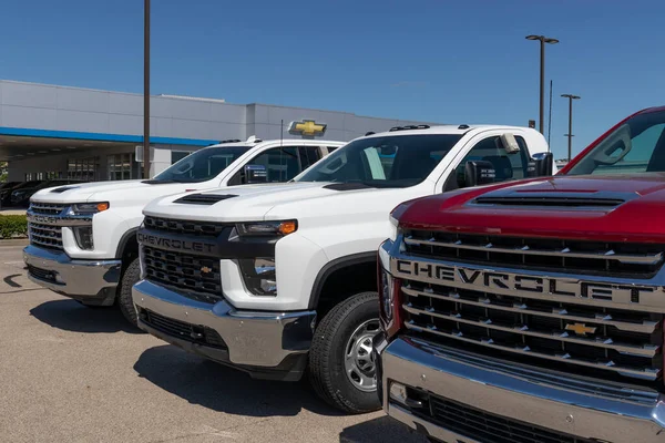 Indianapolis Circa Maj 2020 Chevrolet Silverado Display Chevy Division General — Stockfoto