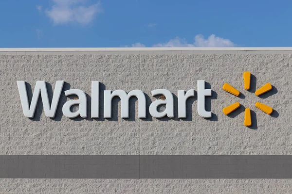 Shelbyville Circa July 2020 Walmart Retail Location Walmart Introduced Its — Stock Photo, Image