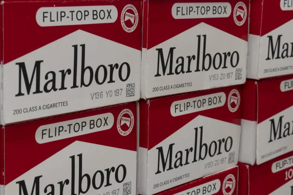 Indianapolis 2020 Július Körül Marlboro Cigaretta Kijelző Marlboro Altria Csoport — Stock Fotó