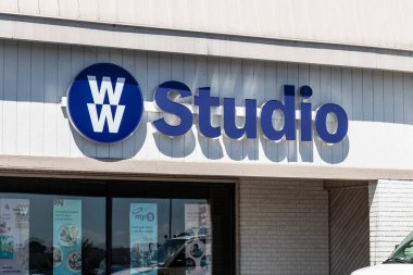 Indianapolis - Ağustos 2020: WW International stüdyo, resmi Kilo Takipçileri konumu. WW, kilo kaybı, bakım ve zindelik gibi sağlıklı yaşam seçenekleri de içeriyor.