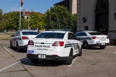 Toledo - Eylül 2020: Toledo Polis Departmanı araçları. Toledo Polis Departmanı 'nın izini 1837' ye kadar sürebiliriz..