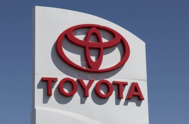 Kokomo - 1 Eylül 2025: Toyota araba, SUV, Hybrid ve EV satıcısı. Toyota Tacoma, Corolla, Highlander, Camry ve RAV4 gibi popüler araçlar satmaktadır..