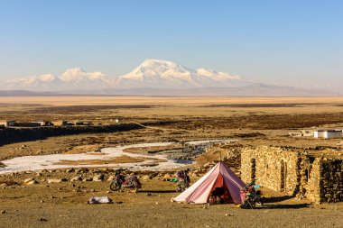Tibet platosundan Gurla-Mandhata Dağı 'na