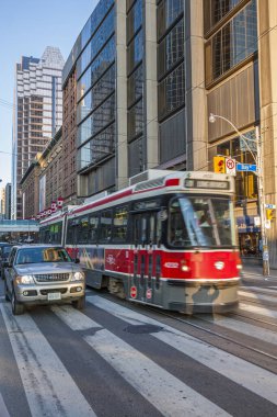 Toronto şehir merkezinde yoğun trafik