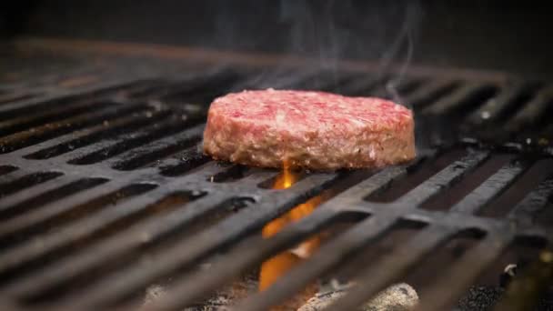 Fallo Tiempo Completo Cocción Chuleta Hamburguesa Parrilla Barbacoa — Vídeo de stock