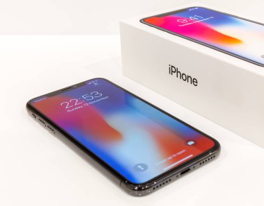 Moskova, Rusya 12 Kasım, 2017: Iphone X akıllı telefon